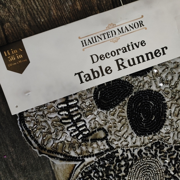 Beaded table runner skull skeleton grey black halloween day of the dead - Picture 2 of 6